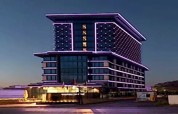  Otel DIş Görünümü